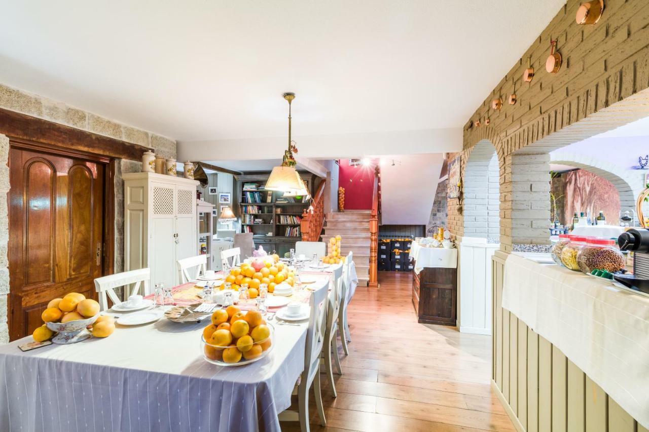 B&B Concha Becerril de la Sierra Dış mekan fotoğraf
